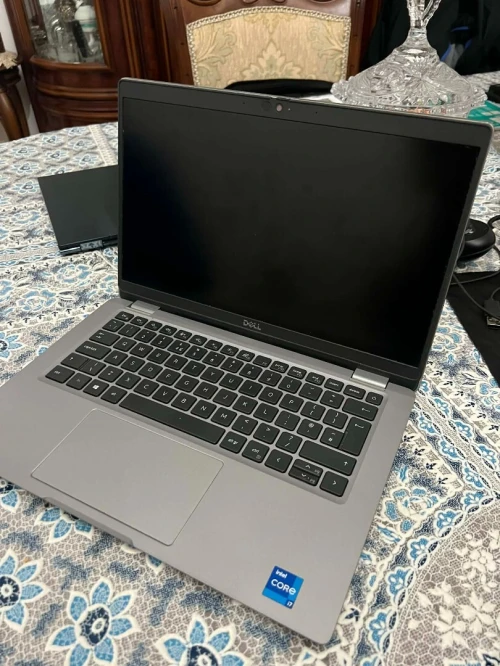 pc dell i7 11 eme 16gb ram ddr4, iris xe ,512gb