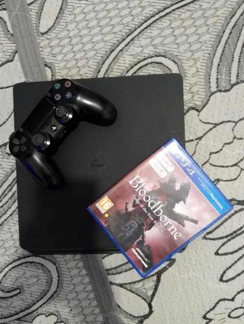 Ps 4 Slim