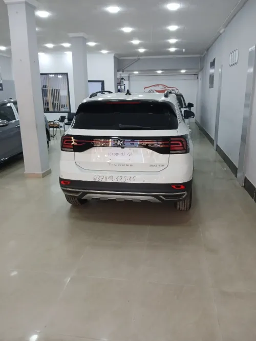 Volkswagen T-Cross 2025 R-line