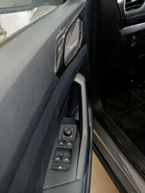 Volkswagen Tahru 2025 THARU 300 TSI 1.5 160CH