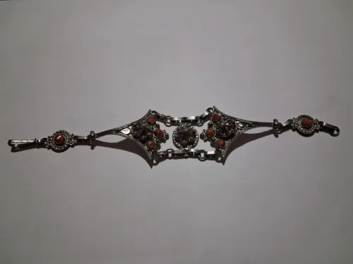 Parure En Argent A 80 Grammes. 