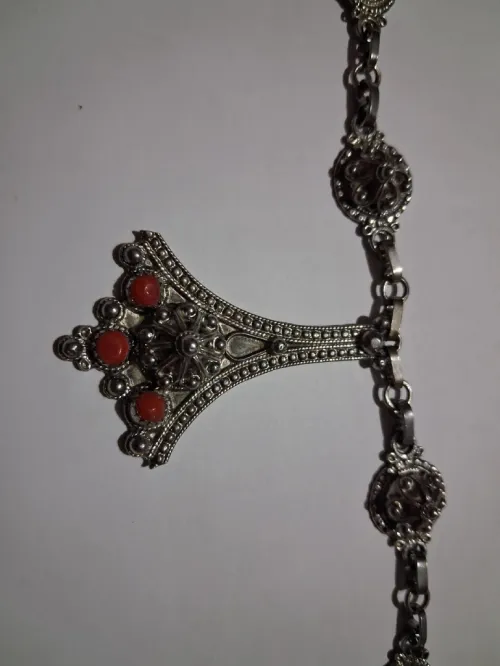 Parure En Argent A 80 Grammes. 