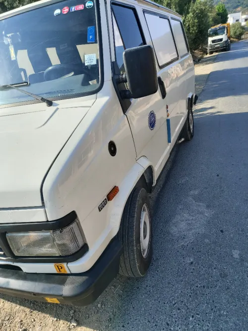 peugeut j5 1994