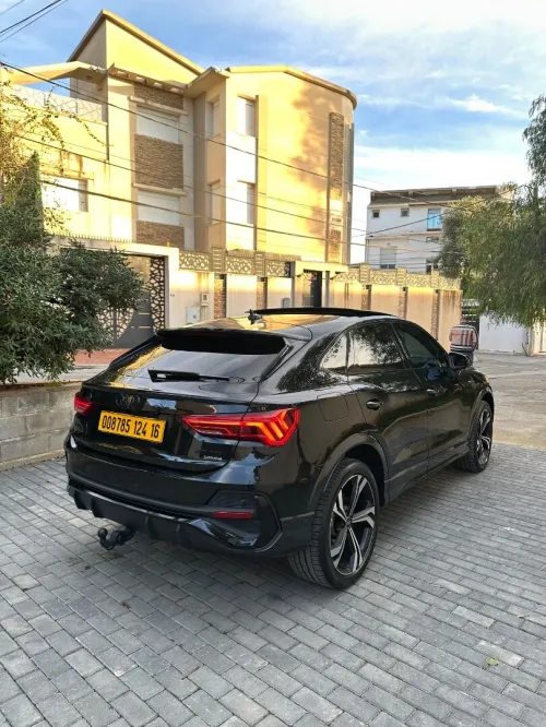 Audi Q3 2024 S line