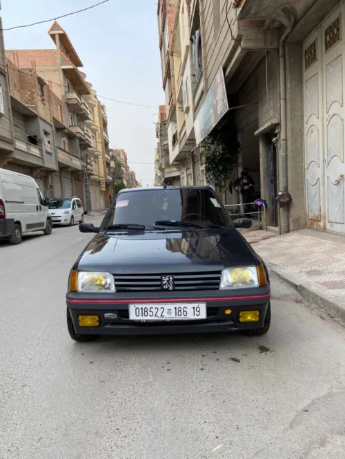 Peugeot 205 1986 1.6 gti injection