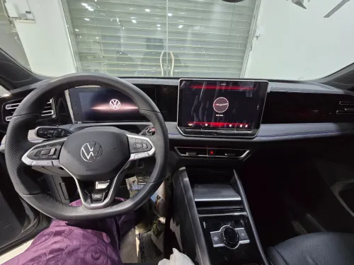 Volkswagen Tiguan 2025 R Lain