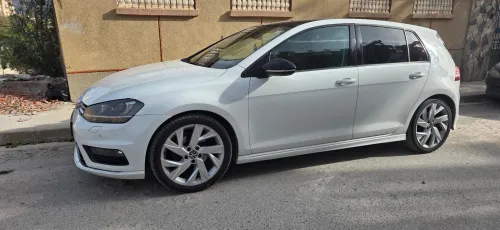 Volkswagen Golf 7 2017 Bleu motion