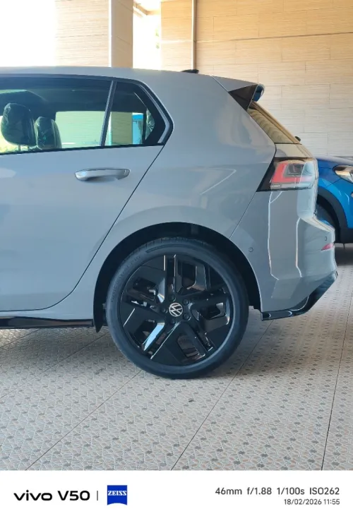Volkswagen Golf 8 2026 R Black Edition 