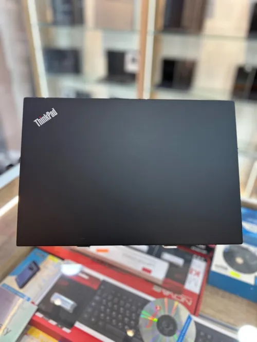 THINKPAD T590 i5 8EME 16G DDR4 256 SSD NVME 15.6 POUCES FHD