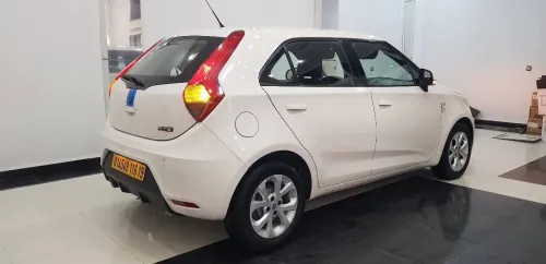 MG 3 2016 3