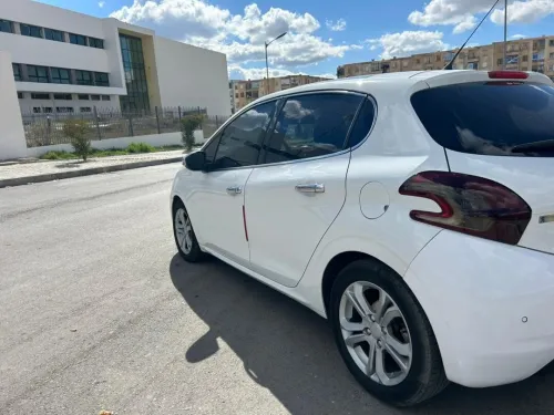 Peugeot 208 2014 208