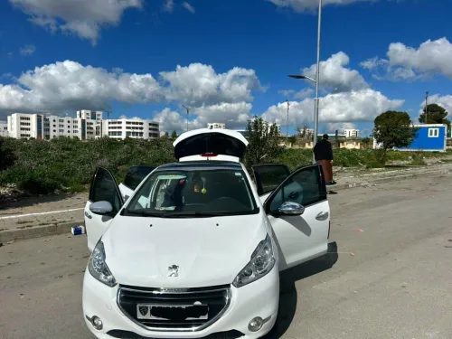 Peugeot 208 2014 208