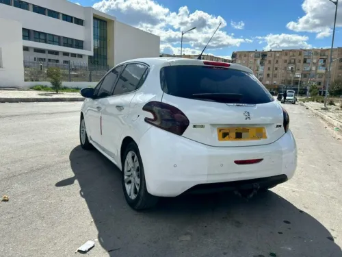 Peugeot 208 2014 208
