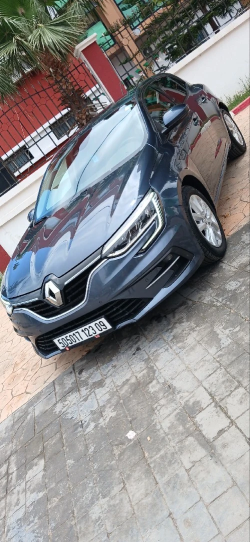Renault Megane 4  2023 Evolution