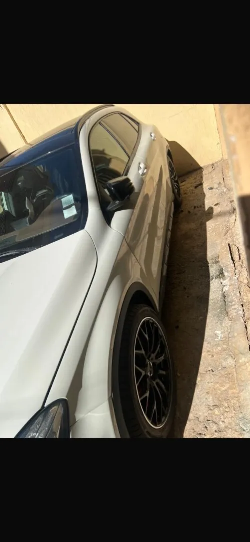 Mercedes GLA 2016 45 AMG