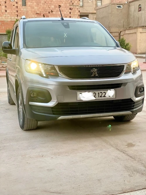 Peugeot Partner 2022 Fennec