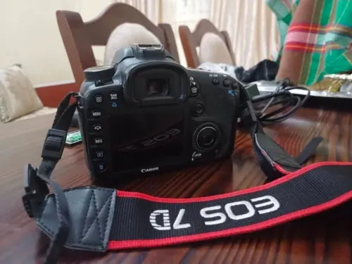 Canon 7D  _ objectif 50mm 1.8
