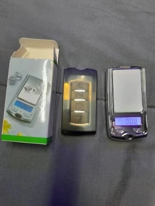 ميزان للذهب والمجوهرات 