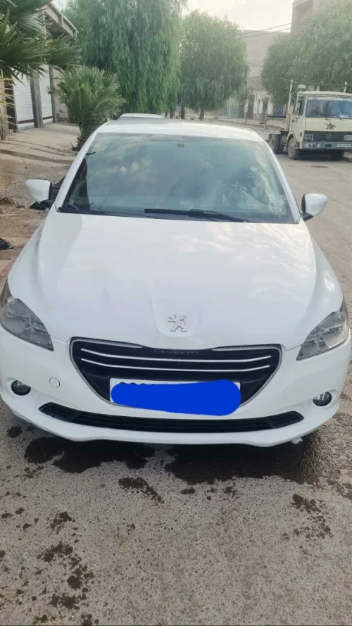 Peugeot 301 2013 Allure