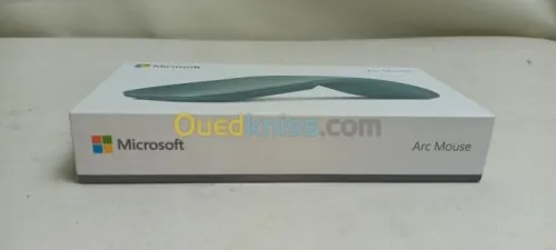 Microsoft ARC Mouse Souris sans fil - ambidextre - Bluetooth - capteur optique 1000 dpi - pliable