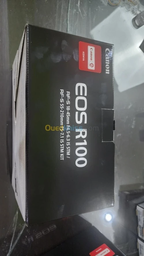 CANON EOS R100 Hybride Mirroless 24.1MP + 1 Objectif RF-S 18-45mm f 4.5-6.3  RF-S 55-210m F5-7.1