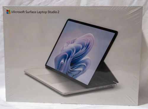 MICROSOFT SURFACE LAPTOP STUDIO 2 - I7-13700H - 16GB - 512GB SSD - 13" TACTILE 2K+ - WIN 11 - PLATINUM - SCELLÉEE