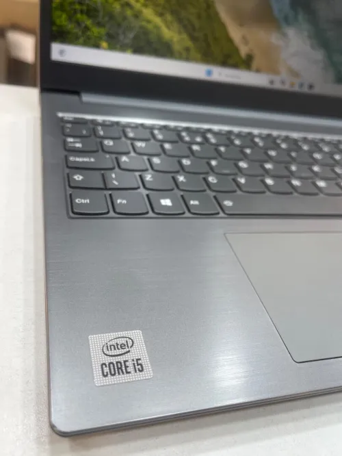 Lenovo Thinkbook 15 i5-1035G1 8gb 256ssd