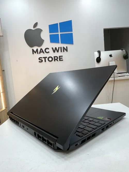 Acer Nitro V16 AMD Ryzen 7 260 32gb 1tb NVIDIA GeForce RTX 5050 8gb