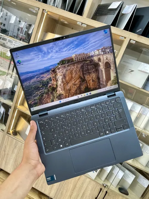 Dell latitude 7450  Ultra 7 165U 16gb 512ssd