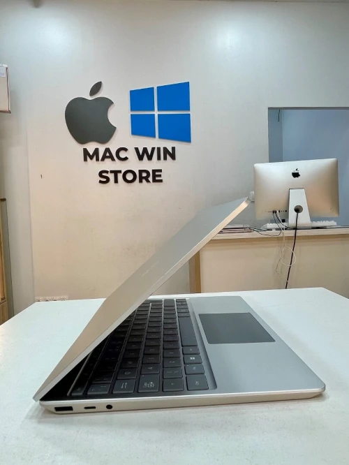 Surface laptop go 2 i5-1135G7 4gb 128ssd