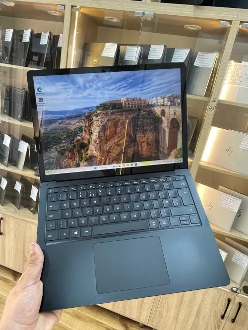 Surface laptop 3 i7-1065G7 16gb 512ssd