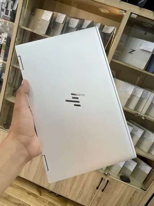 HP élitebook x360 1030 G8 i5-1135G7 16gb 512ssd