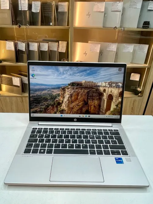 Hp Probook 430 G8 i5-1135G7 16gb 256ssd
