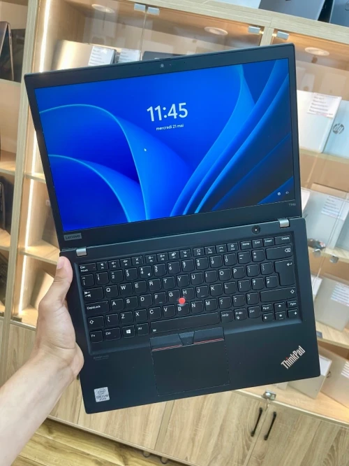 Lenovo Thinkpad T14s Gen 1 i7 10610U 16 512