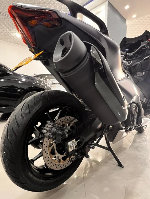 Yamaha Tmax 562 (PV 2022) 2024