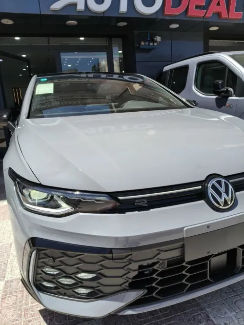 Volkswagen 8.5 2025 Full option + sono