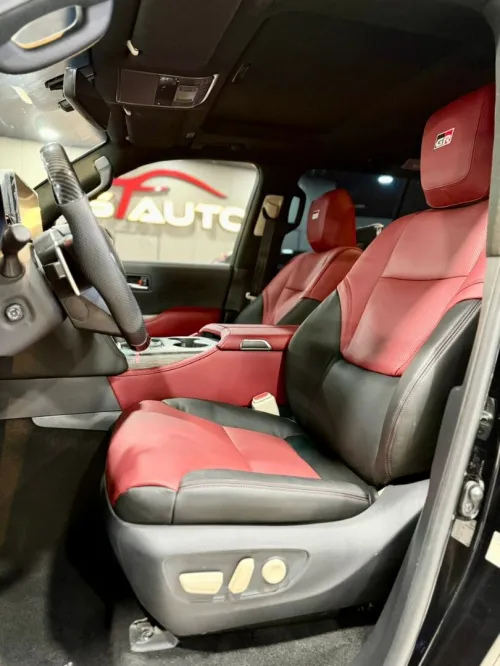 Toyota Land Cruiser  2026 GR