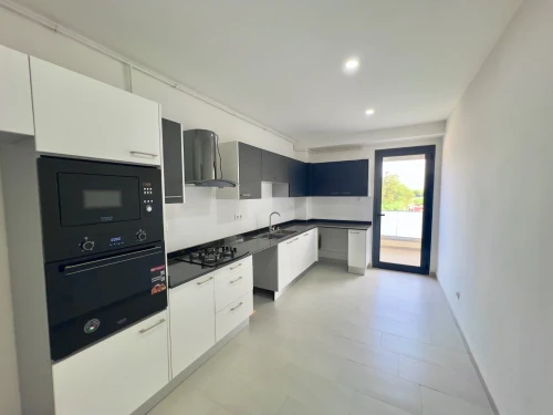 Location Appartement F4 Alger Dely brahim