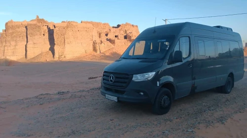 Bus Auto car 20 place mercedes voyages organisés