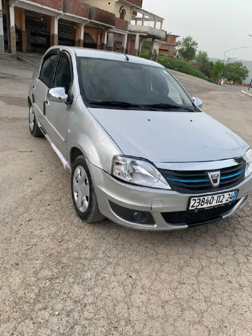 Dacia Logan 2012 Latot