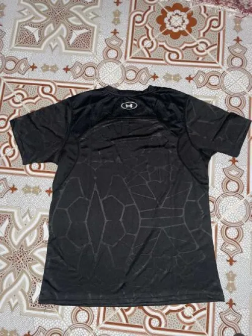 T shirt under armour 