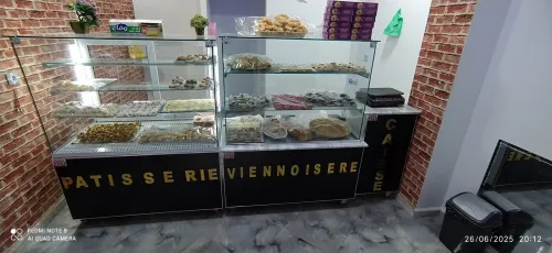 Ligne complète frigo présentoir 120cm viennoiserie 120cm et caisse 50 cm