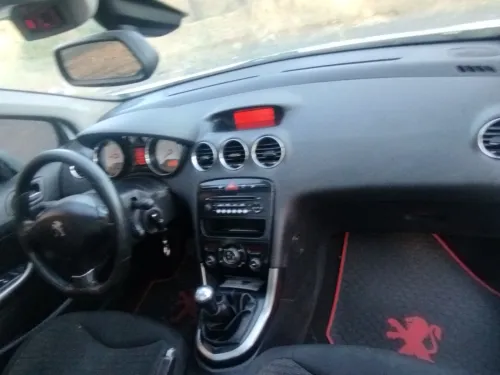 Peugeot 308 2012 allure 33