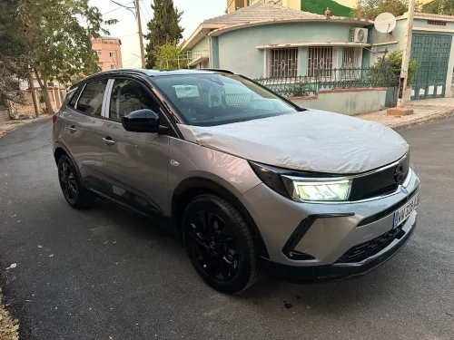 Opel GrandLand 2025 
