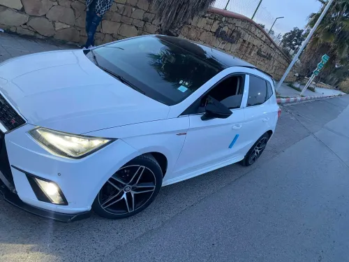 Seat ibiza 2019 Hay plus