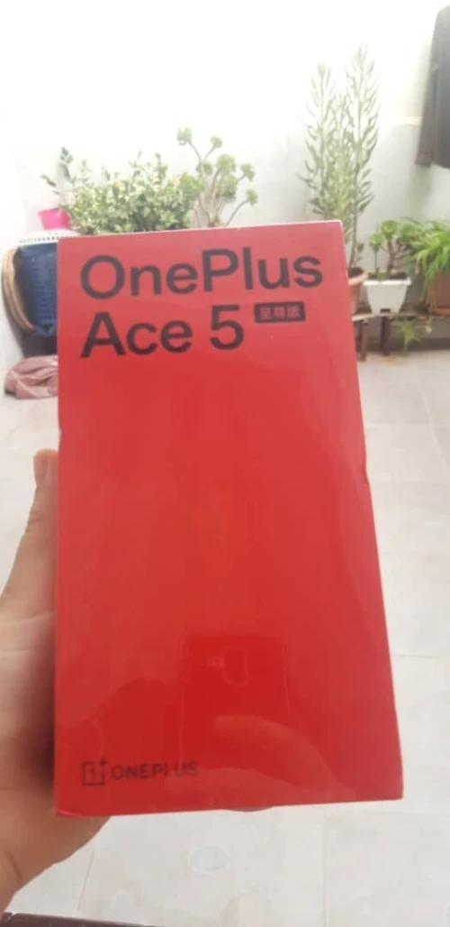 One plus Ace 5 ultra