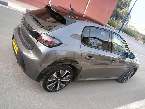 Peugeot 208 2022 GT