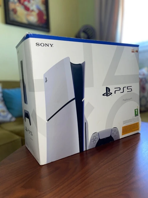 Ps5 slim Play station 5 slim avec FC26