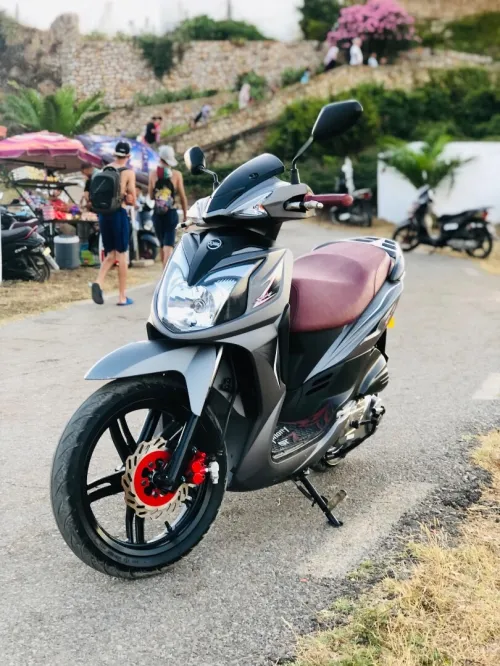 Sym Sr 2024