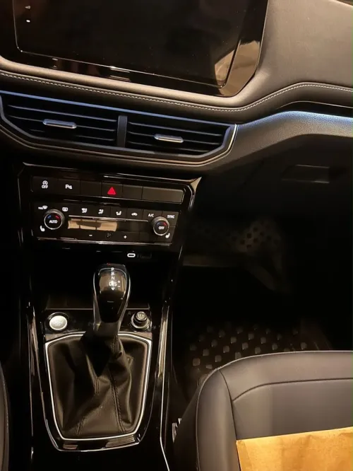 Volkswagen Tharu  2026 XR